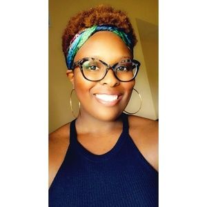 Meet your Posher, Tiara